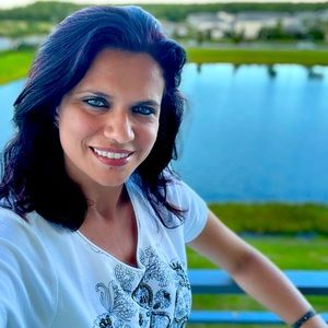 Meet your Posher, Antonela